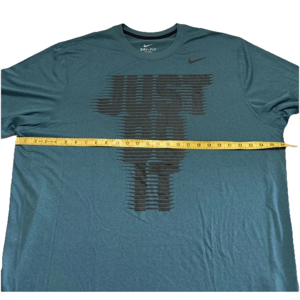The Nike Tee Just Do It‎ XXL T-Shirt W/ Big & Bold Graphic Blue Green 588561